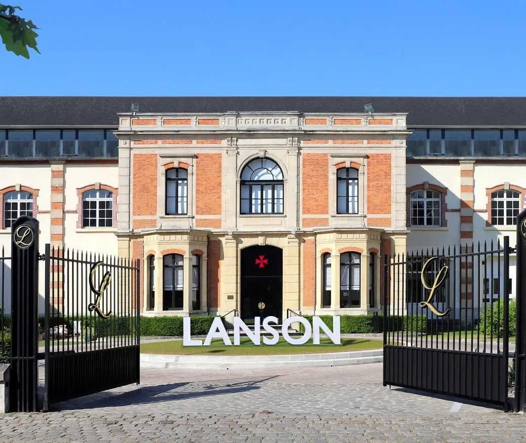 01_lanson_headquarters
